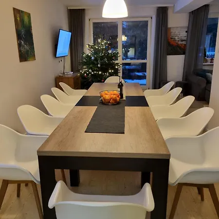 Bliski Villa *